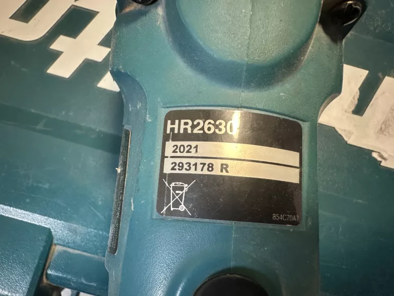 MŁOTOWIERTARKA MAKITA HR2630/WALIZKA