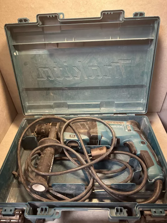 MŁOTOWIERTARKA MAKITA HR2630/WALIZKA