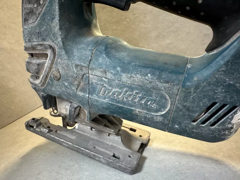 WYRZYNARKA MAKITA 4350CT