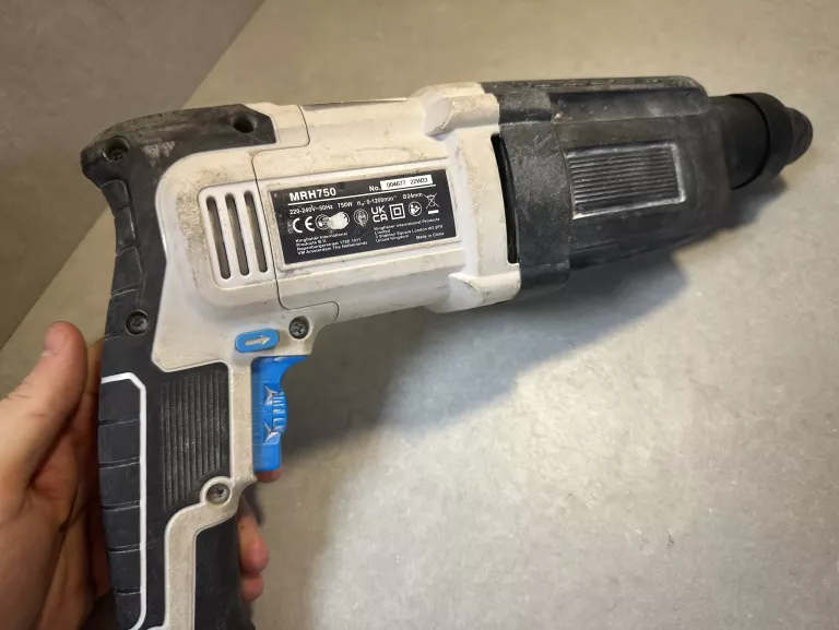 MŁOTOWIERTARKA MACALLISTER MRH750