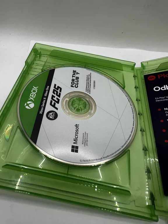 GRA XBOX SERIES X / XBOX ONE FC 25 (OKŁADKA Z FOLIĄ URWANA)
