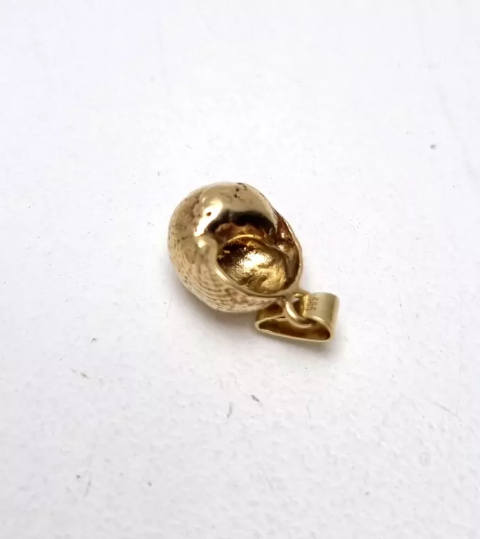 PIĘKNA ZŁOTA ZAWIESZKA MUSZELKA P585 3,89G