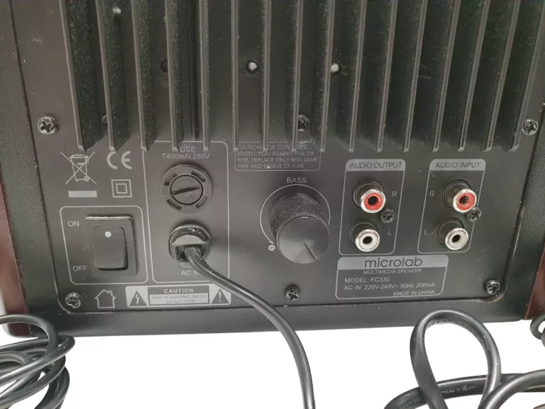 zestaw-glosnikow-21-microlab-v12-fc330-zakres-czestotliwosci