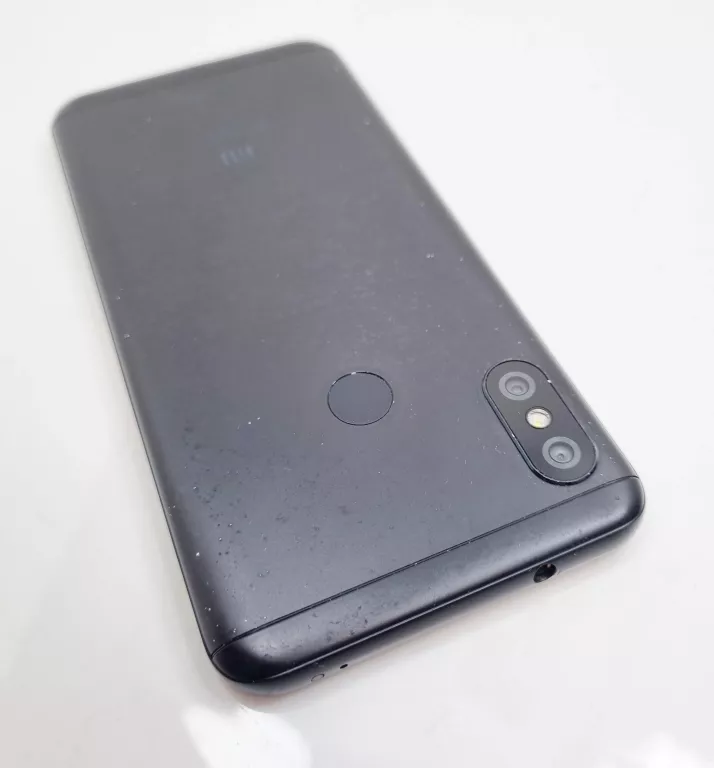 TELEFON XIAOMI MI A2 LITE 4 GB / 64 GB 4G (LTE)