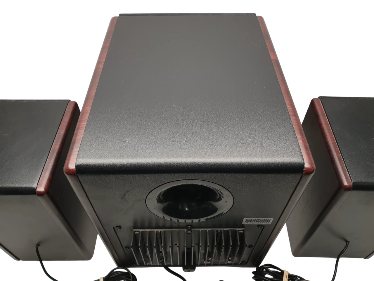 zestaw-glosnikow-21-microlab-v12-fc330-moc-subwoofera-rms-2400