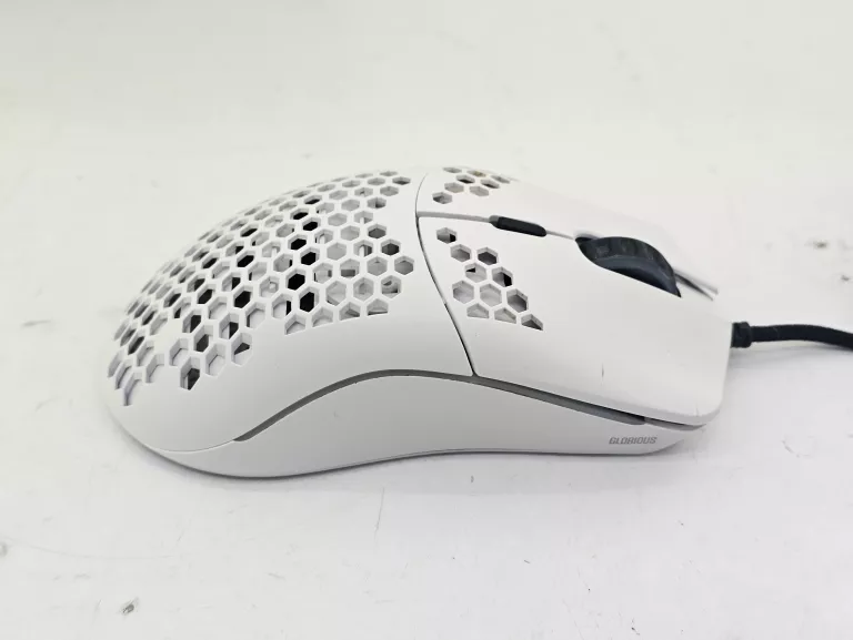 MYSZKA GAMINGOWA GLORIOUS MODEL O BIAŁA KOMPLET