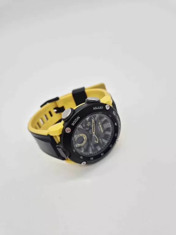 ZEGAREK CASIO G-SHOCK CARBON CORE GUARD CASIO-GA-2000-1A9ER