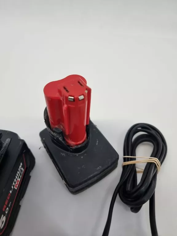 ZESTAW MILWAUKEE ŁADOWARKA AKU 5.0AH M12 PLUS M18 5.0AH