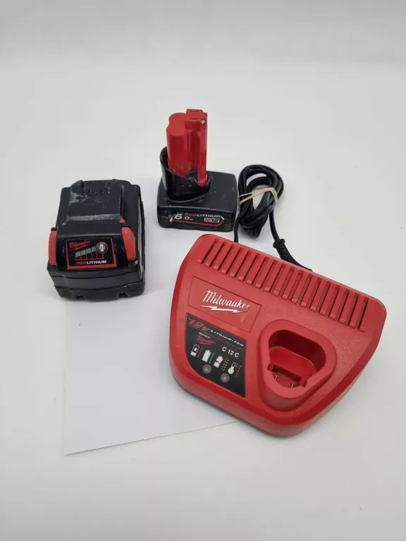ZESTAW MILWAUKEE ŁADOWARKA AKU 5.0AH M12 PLUS M18 5.0AH