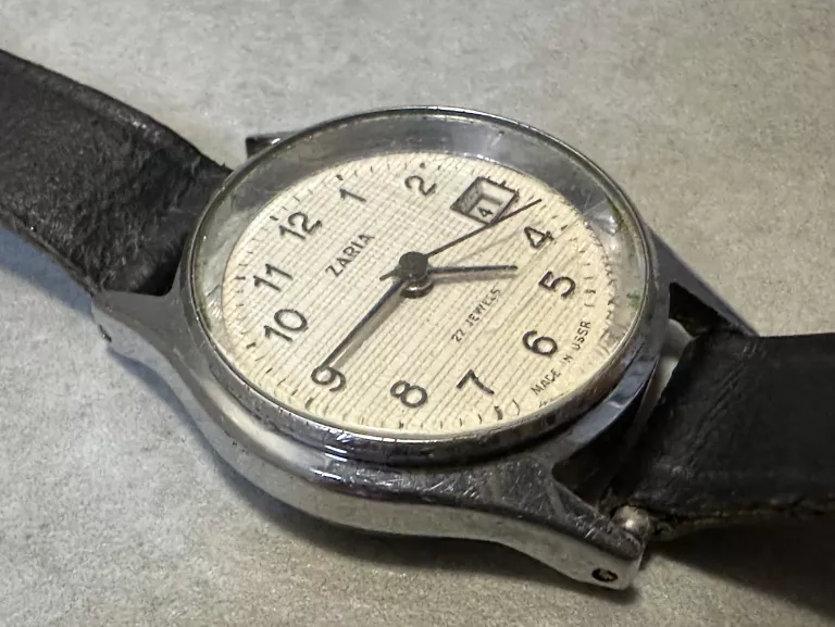 zegarek-zaria-22-jewels-mechanizm-18738-2