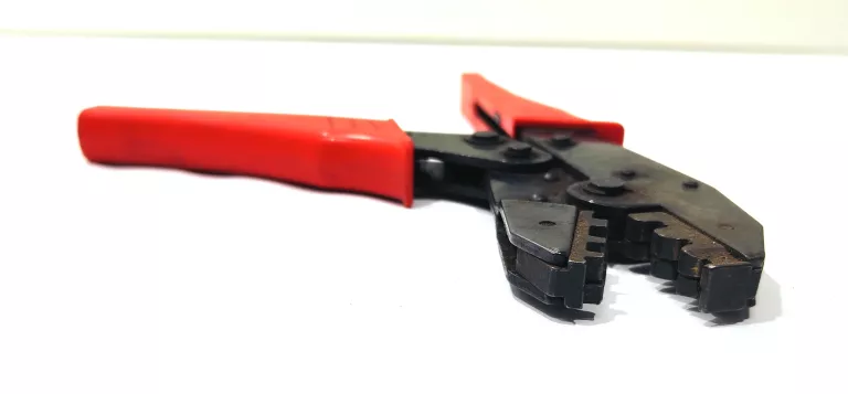 SZCZYPCE DO ZACISKANIA KONEKTORÓW YATO YT-2300