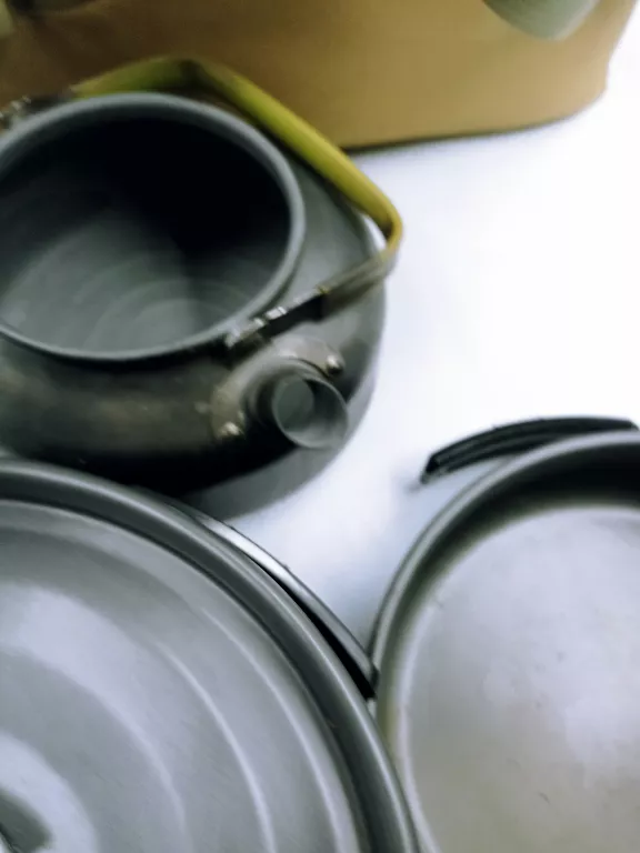 ZESTAW NACZYŃ TURYSTYCZNYCH GARNKÓW SKŁADANY