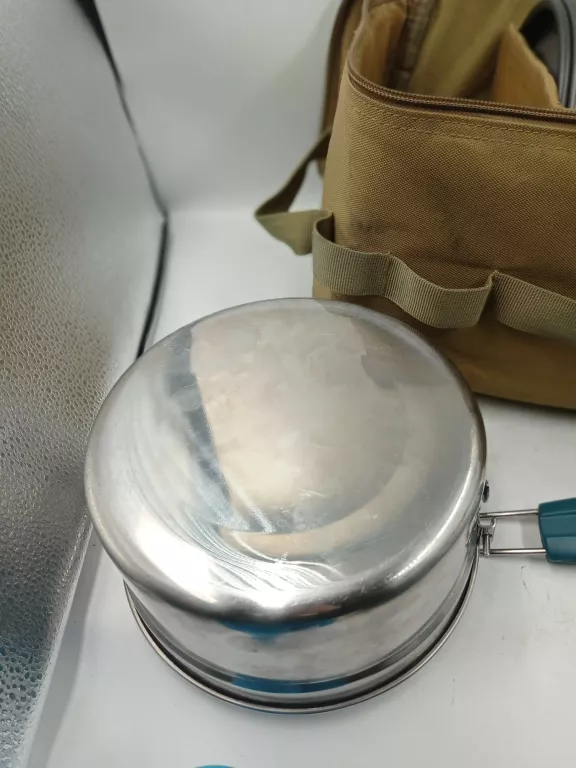 ZESTAW NACZYŃ TURYSTYCZNYCH GARNKÓW SKŁADANY