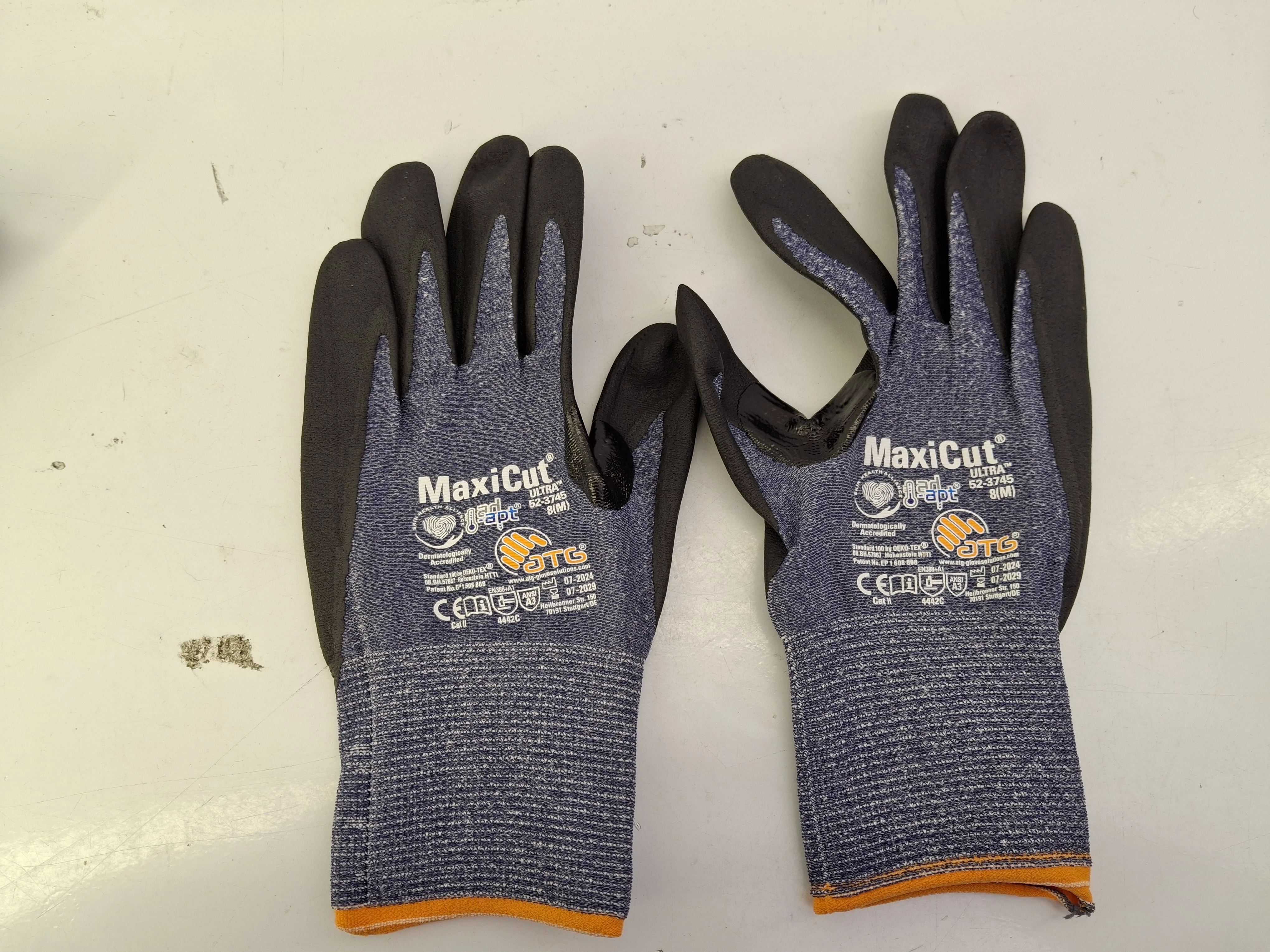 rekawice-ochronne-maxicut-44-3745-rekawice-m-chojnowska-251c-legnica