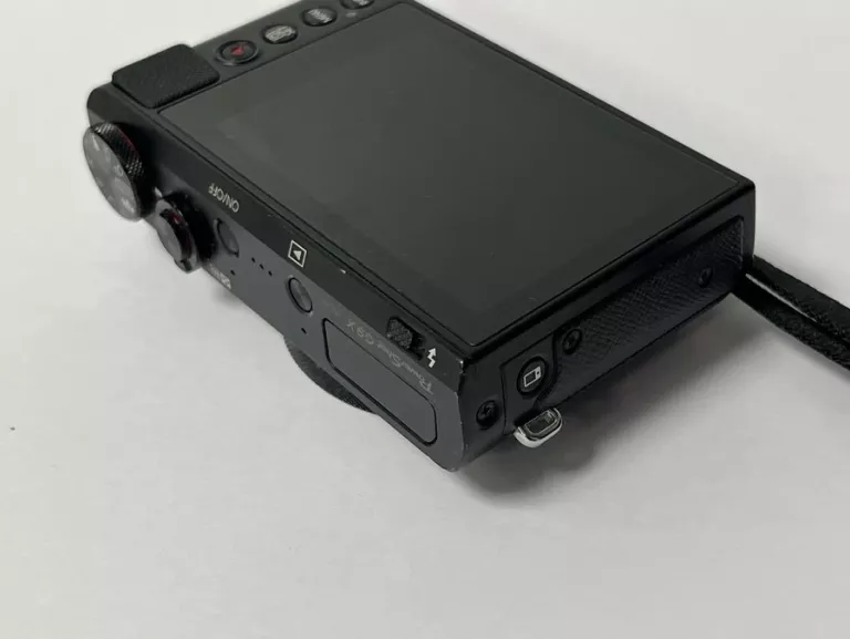 APARAT CANON POWERSHOT G9X