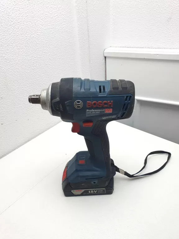 KLUCZ UDAROWY BOSCH GDS 18V-400 AKUMULATOR 1,5 AH