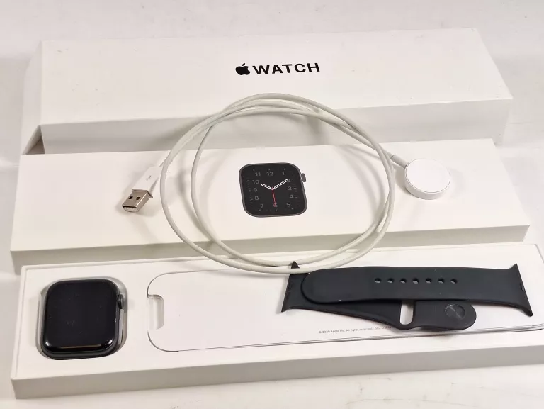 APPLE WATCH SE BLACK SPORT GPS 44MM A2352