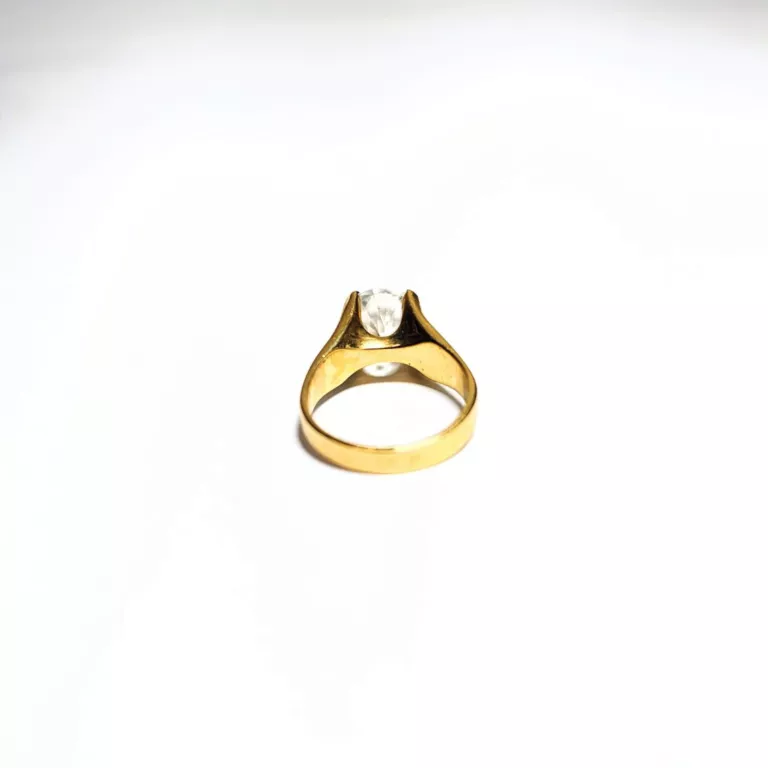 PIĘKNY ZŁOTY PIERŚCIONEK P:585 W:6,51G R:16