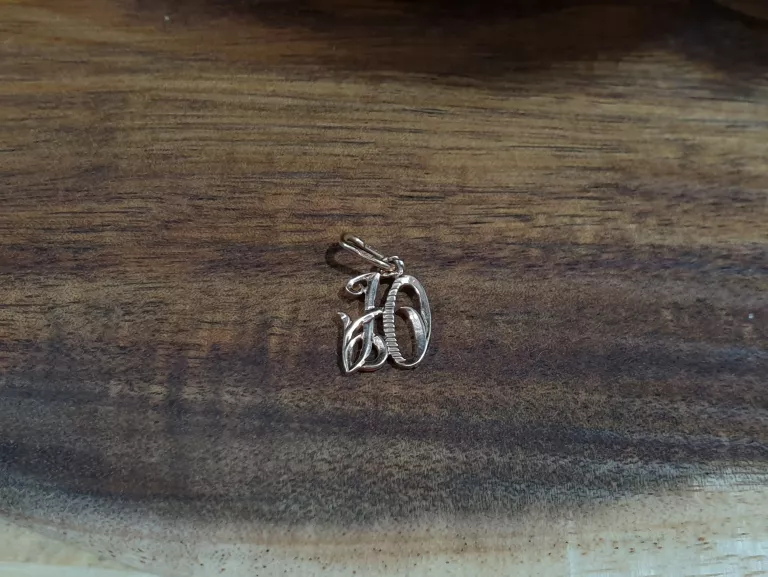 ZŁOTA  ZAWIESZKA 585/1,03G