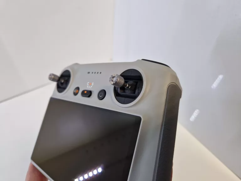 KONTROLER DJI RC APARATURA STERUJĄCA DO MINI MAVIC 3 PRO RM330