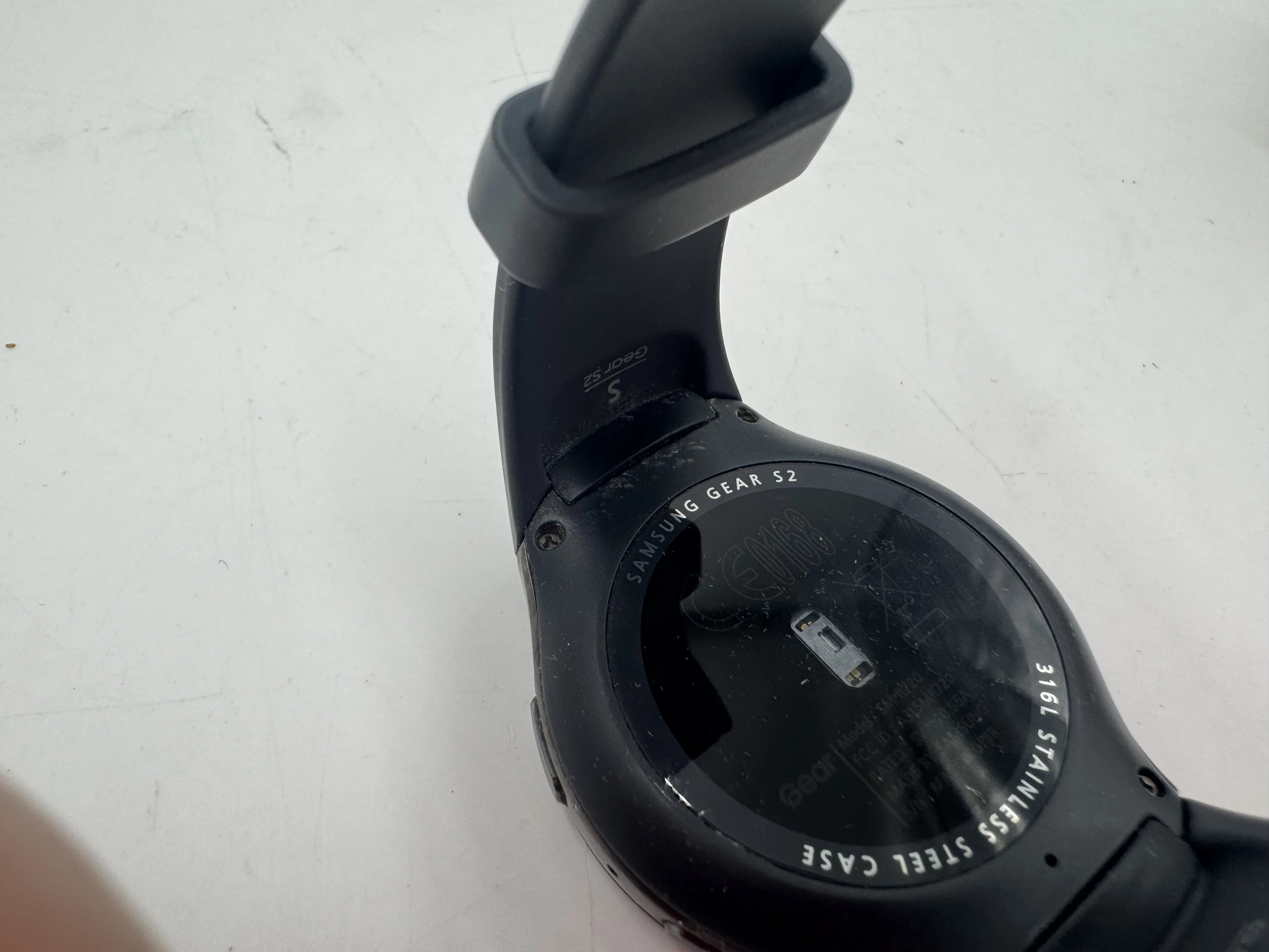 smartwatch-samsung-galaxy-gear-s2-classicpudelko-kolor-249512-1647413