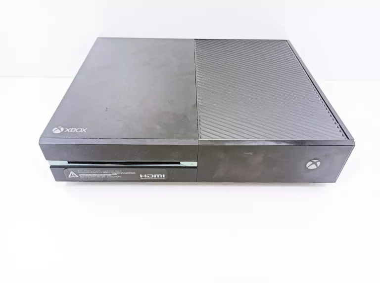 KONSOLA  XBOX ONE 1540 500GB ZASILACZ+ PAD