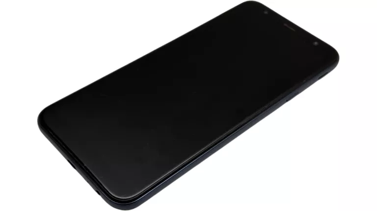 SMARTFON SAMSUNG GALAXY J4+ 2 GB / 32 GB 4G (LTE) CZARNY