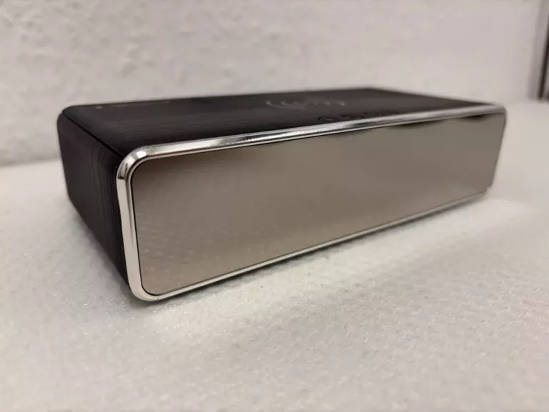 ZEGAR Z ŁADOWARKĄ INDUKCYJNA GEMBIRD