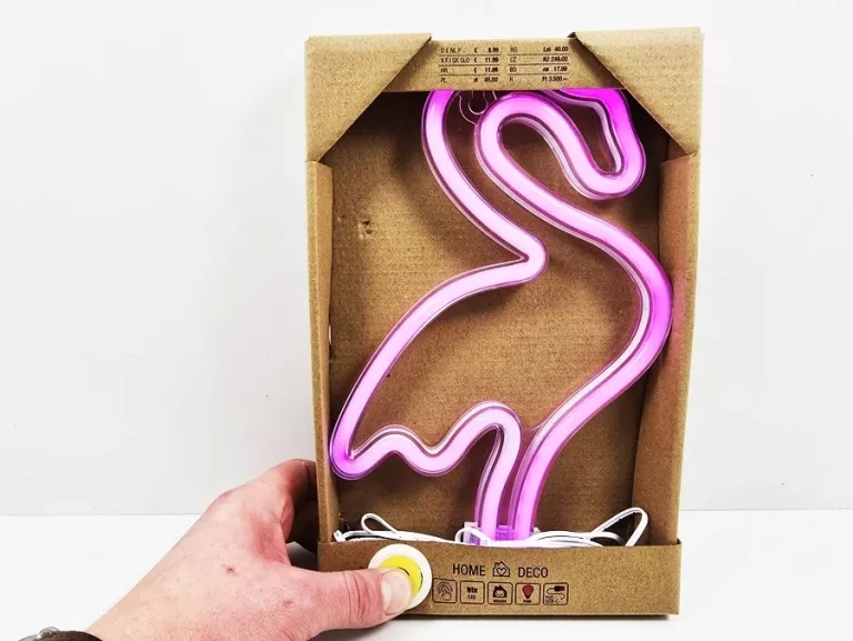 DEKORACYJNY FLAMING - LAMPKA LED