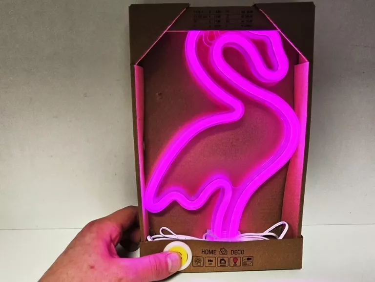 DEKORACYJNY FLAMING - LAMPKA LED