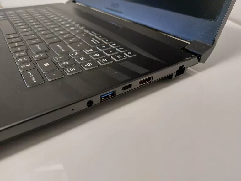 LAPTOP MSI GL76 + ZASILACZ I7/32/1TB RTX 3060 ZASILACZ