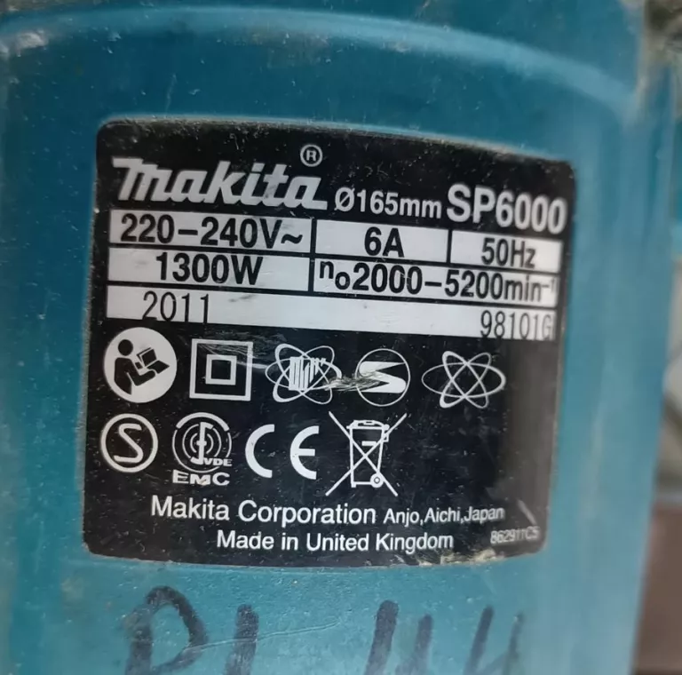 ZAGŁĘBIARKA MAKITA SP6000 / 2011R