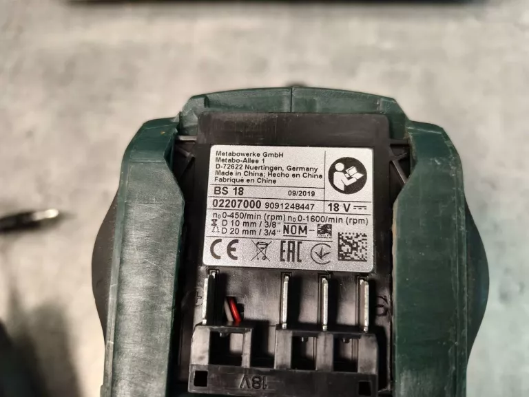 WRKĘTARKA METABO BS 18 W WALIZCE ŁADOWARKA AKU 2AH