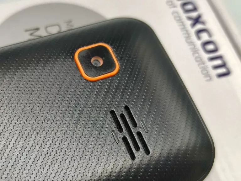 TELEFON MAXCOM MM142 PUDEŁKO