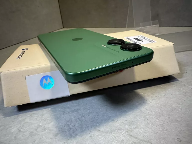TELEFON MOTOROLA G35 5G  8/128GB LEAF GREEN *OPIS*