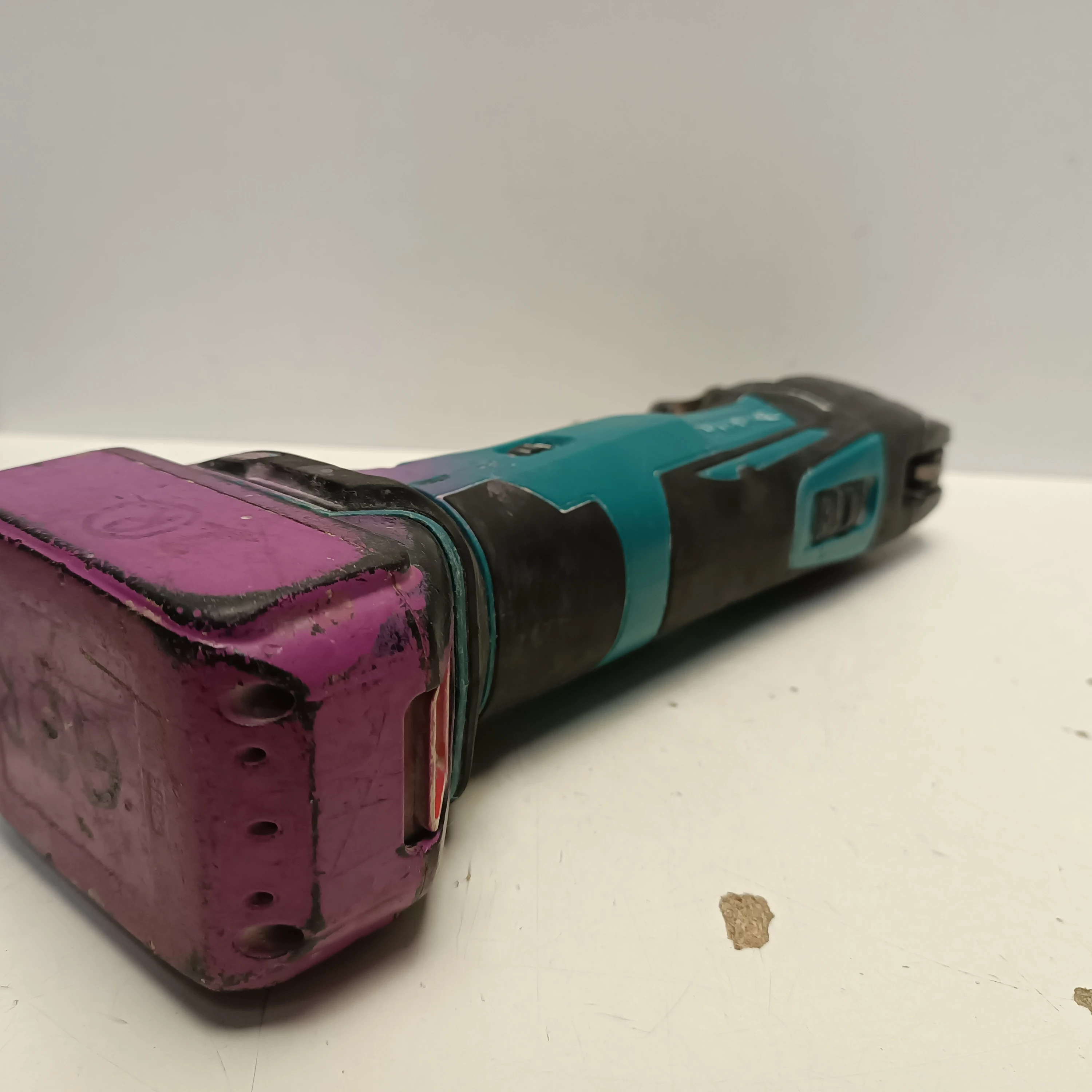 narzedzie-wielofunkcyjne-makita-dtm51-waga-produktu-z-opakowaniem-jednostkowym-6440