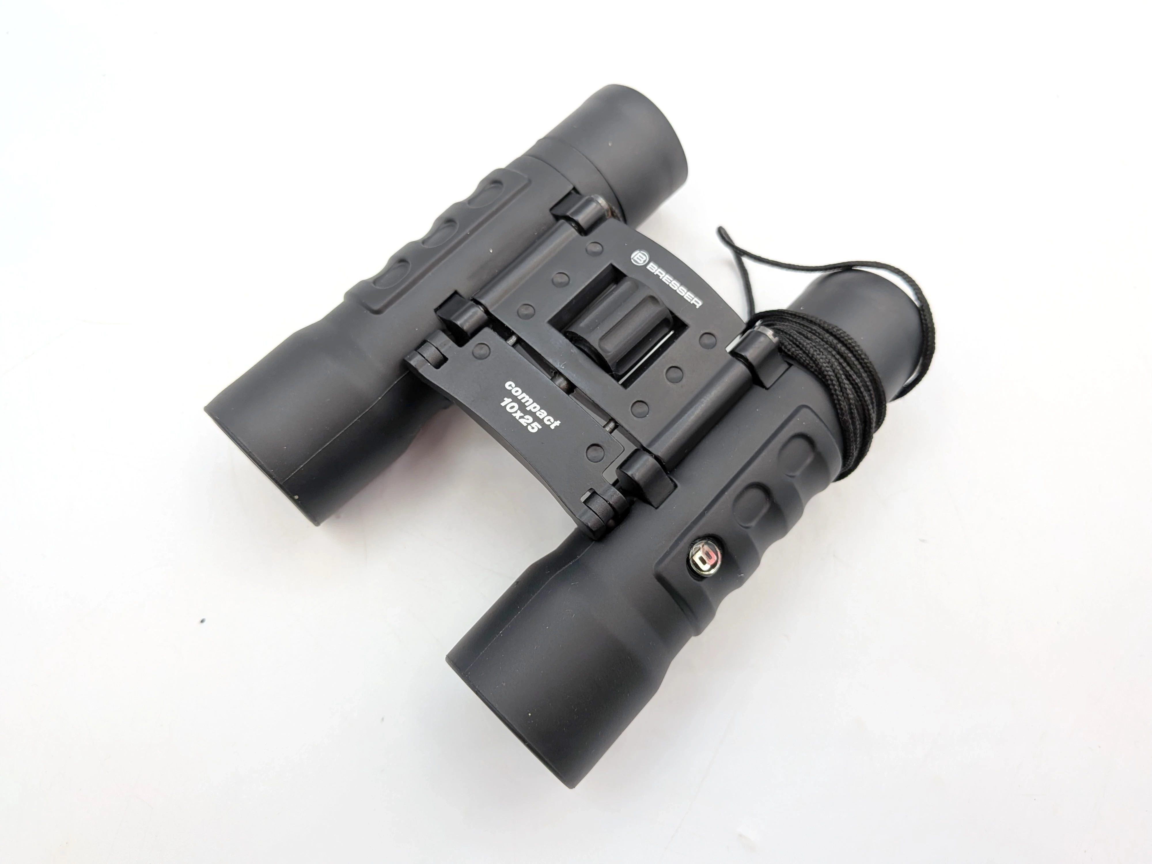 lornetka-bresser-10x25-compact-model-hunter