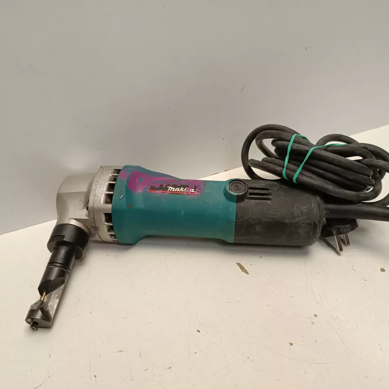 NOŻYCE DO BLACHY MAKITA JN1601