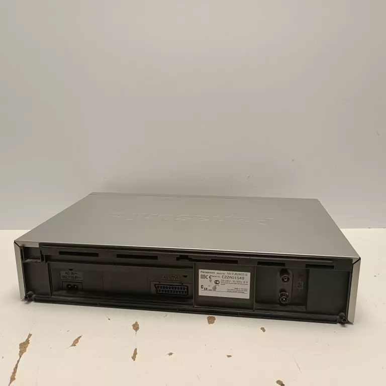 PANASONIC ODTWARZAC KASET NV-FJ628EE-S