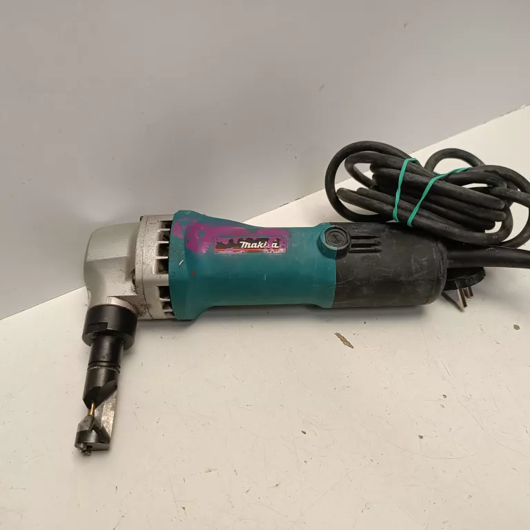 NOŻYCE DO BLACHY MAKITA JN1601