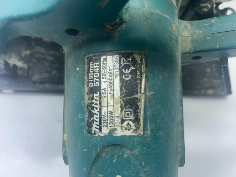pilarka-tarczowa-makita-5704r-1200w-srednica-otworu-pily-3000