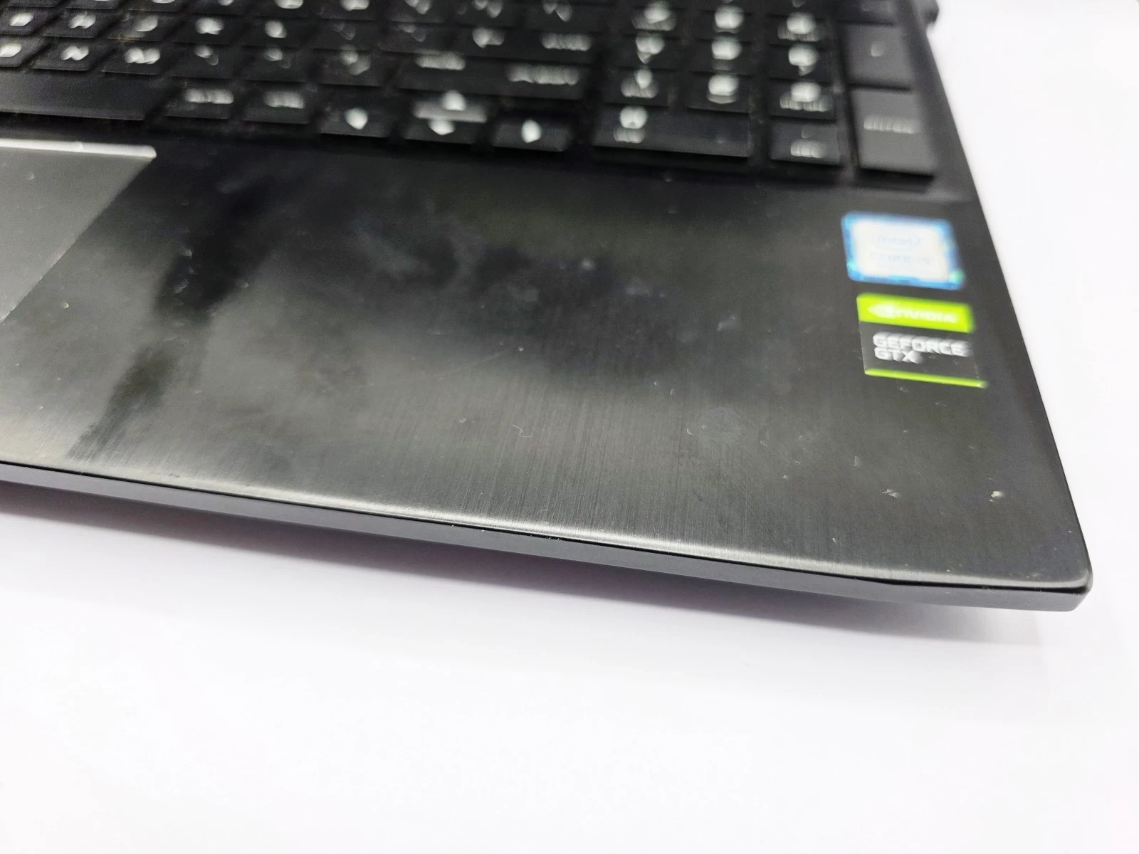 laptop-hp-omen-15-dc1065nw-at-opis-at-przekatna-ekranu-156