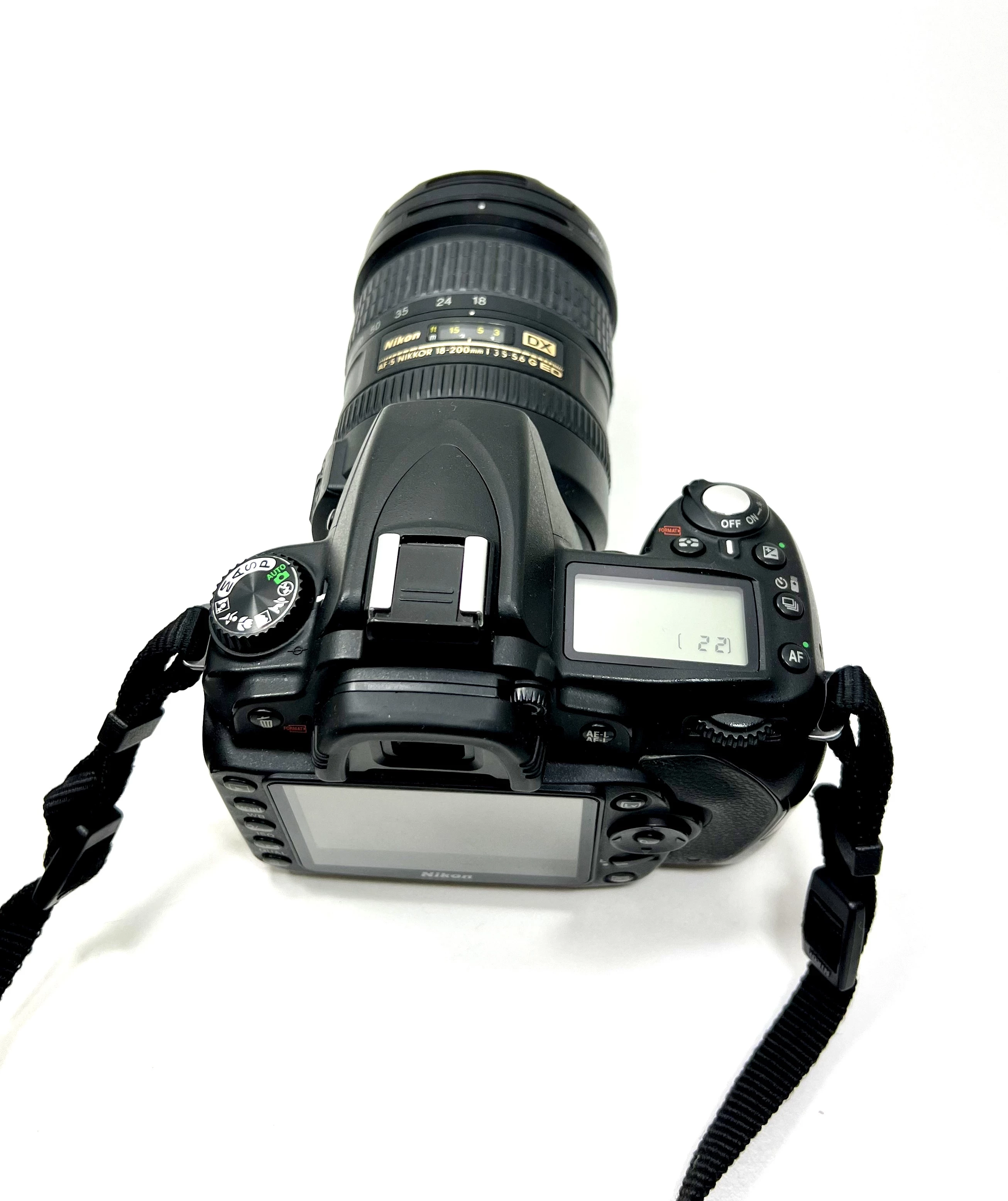 lustrzanka-nikon-d90-korpus-obiektyw-w-zestawie-814-2