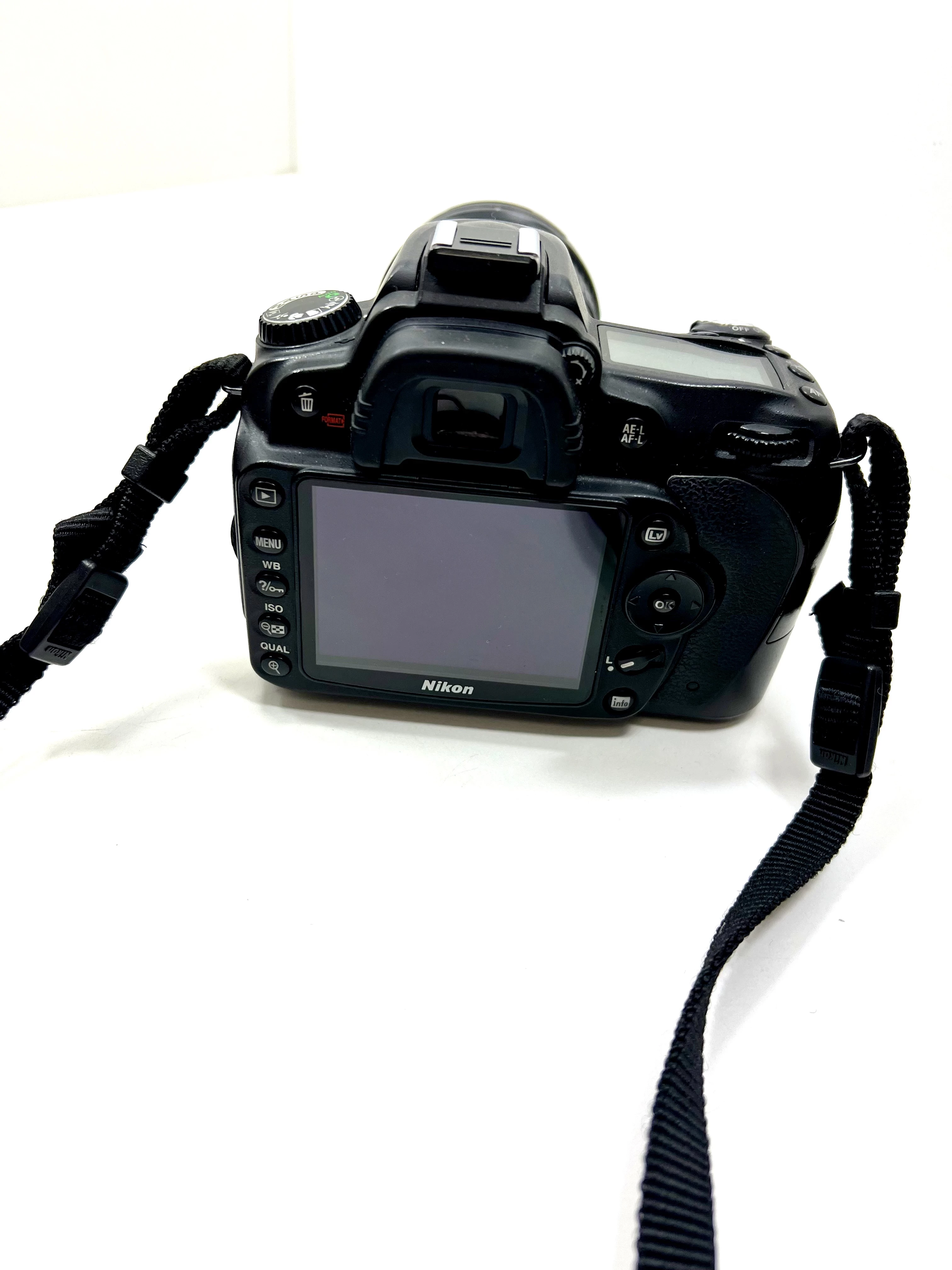 lustrzanka-nikon-d90-korpus-obiektyw-rozmiar-matrycy-206882-228774