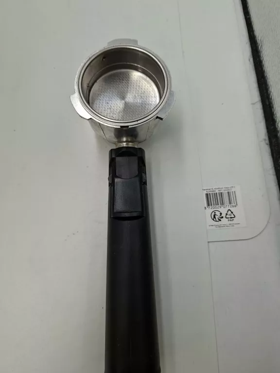 KOLBOWY EKSPRES CIŚNIENIOWY BERGNER RETRO 1100 W