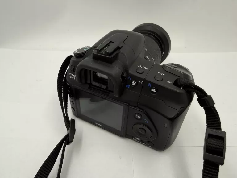 APARAT SONY ALFA A200 OBIEKTYW 18-70MM ŁADOWARKA