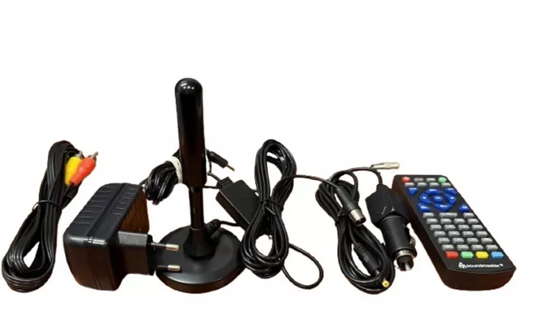 PRZENOŚNY ODTWARZACZ DVD + TUNER DVB-T2 SOUNDMASTER PDB1910SW