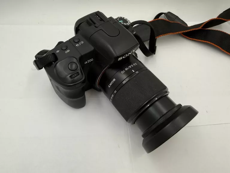 APARAT SONY ALFA A200 OBIEKTYW 18-70MM ŁADOWARKA
