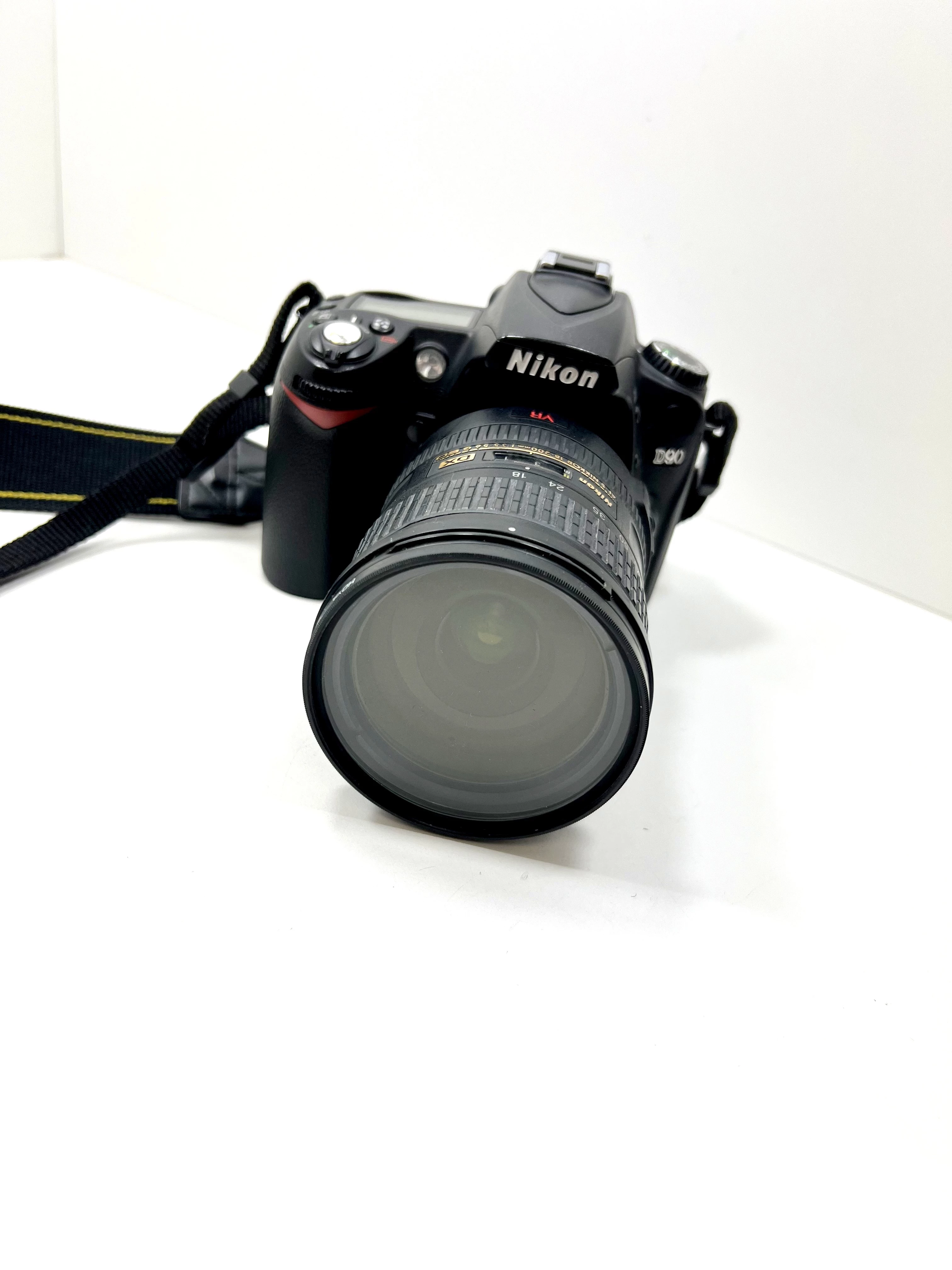 lustrzanka-nikon-d90-korpus-obiektyw-model-d90