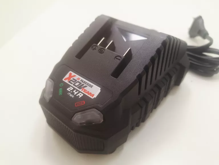 ŁADOWARKA PARKSIDE PLG 20 C1